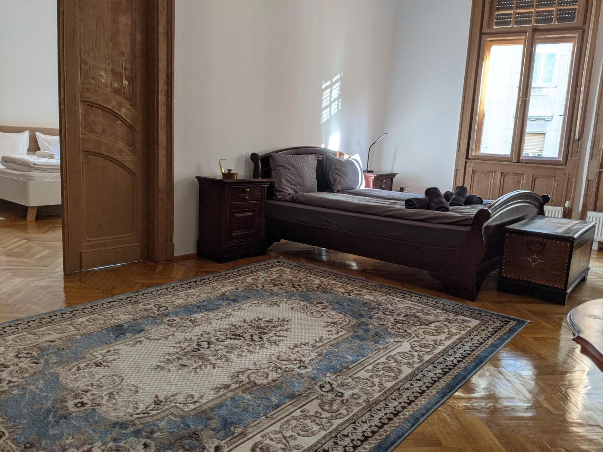 Ultra-Central Apartment In The Loffler Palace Timişoara Exterior foto